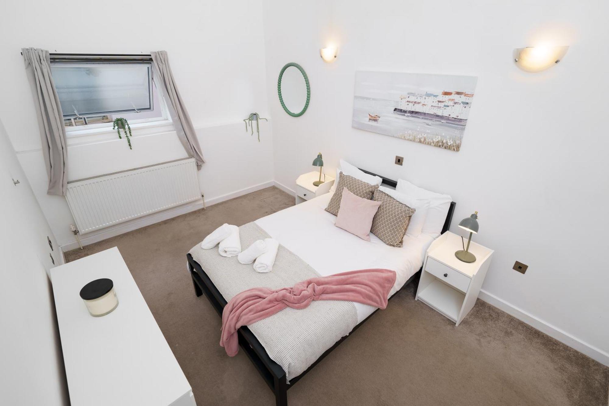 Apartment Modern 3br - Flat Sleeps 8 - Walk To Liverpool St *
